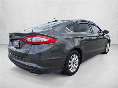 Used 2016 Ford Fusion S FWD image 5