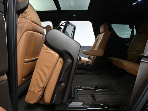 Used 2021 Cadillac Escalade Sport AWD/4WD image 47