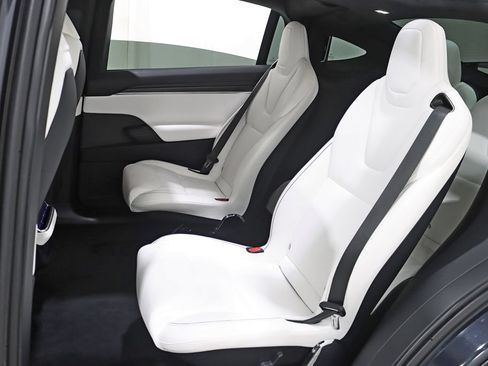 Used 2024 Tesla Model X Plaid AWD/4WD image 30
