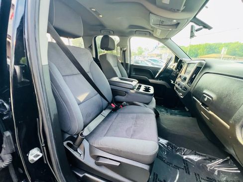 Used 2019 Chevrolet Silverado 1500 LT Z71 w/ All Star Edition image 13