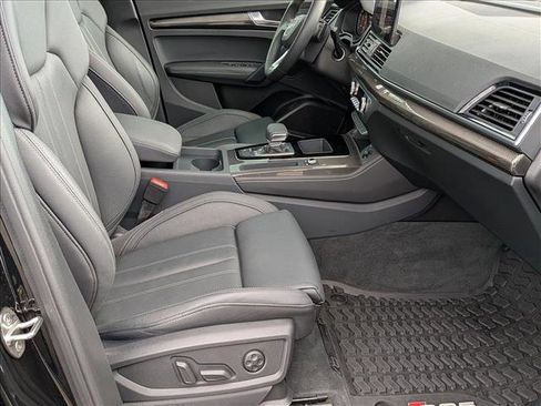 Used 2025 Audi SQ5 Prestige image 23