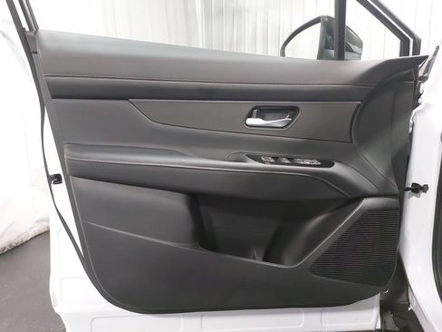 Used 2025 Nissan Murano SV AWD/4WD image 27