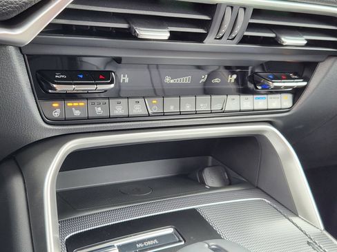 New 2026 MAZDA CX-90 Plug-In Hybrid w/ Preferred AWD/4WD image 10