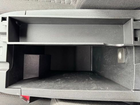 Used 2019 Chevrolet Equinox LT image 17