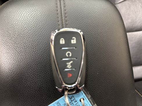 Used 2020 Chevrolet Equinox Premier image 34