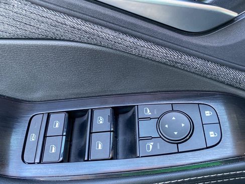 Certified 2023 Nissan Rogue SV AWD/4WD image 21