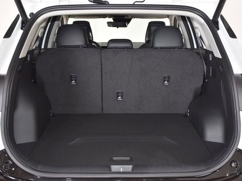 New 2026 Kia Sportage SX image 29