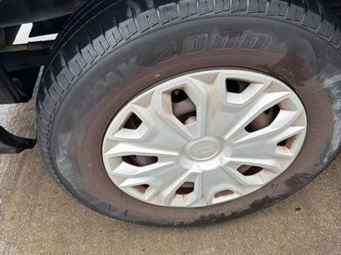 Used 2019 Ford Transit 350 XLT image 3