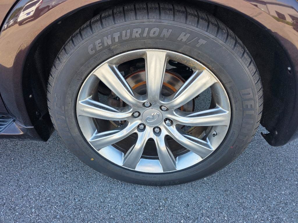 Used 2012 INFINITI QX56 4WD w/ Deluxe Touring Pkg image 23