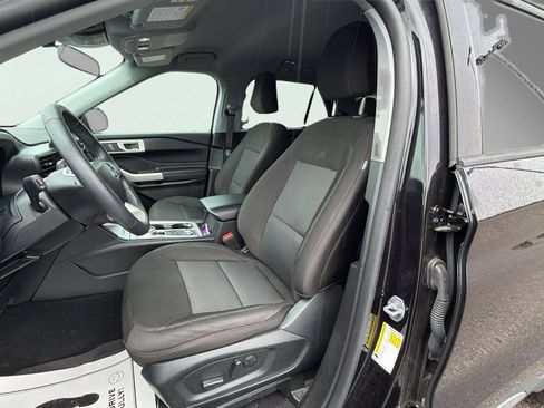 Certified 2023 Ford Explorer XLT AWD/4WD image 13