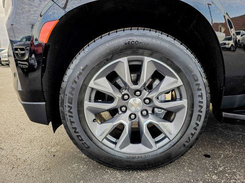 Used 2023 Chevrolet Tahoe LT w/ LT Signature Package image 15