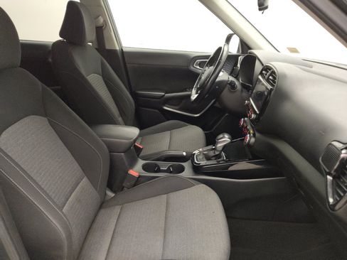 Used 2022 Kia Soul GT-Line FWD image 21