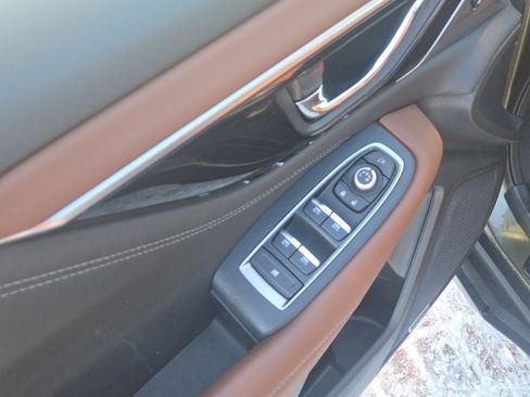 Used 2023 Subaru Outback Touring w/ Popular Package #2 image 12