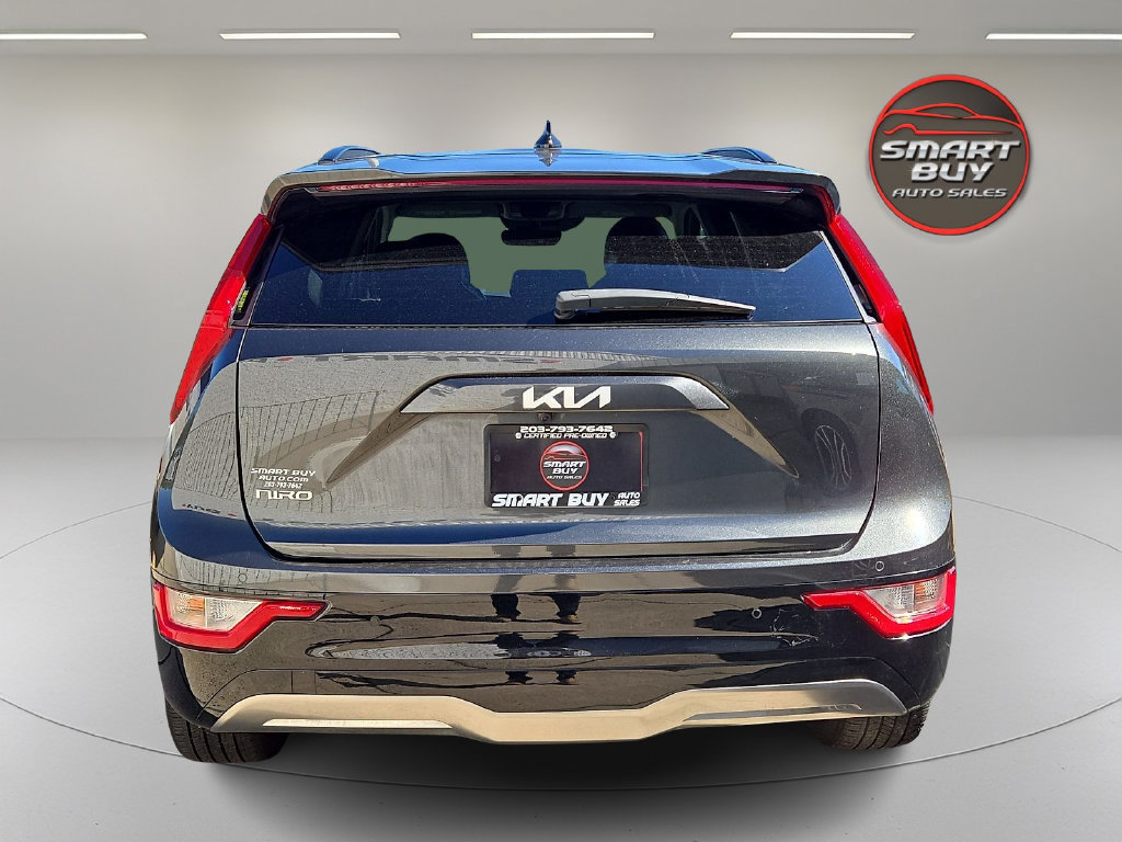 Used 2024 Kia Niro Wind w/ Wind Preserve Package FWD image 6