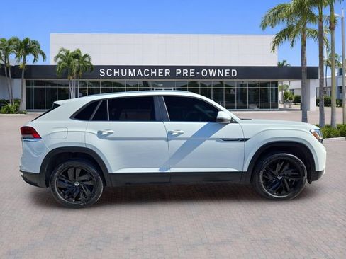 Used 2023 Volkswagen Atlas Cross Sport SE w/ Black Wheel Package FWD image 8