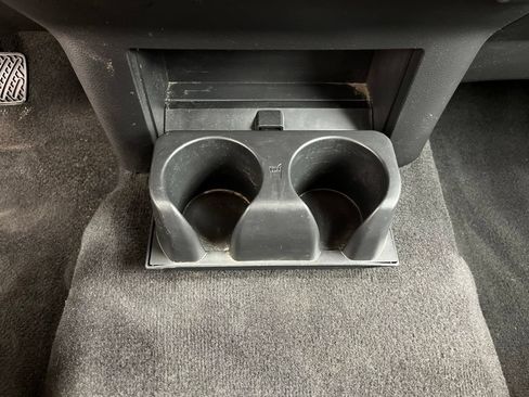 Used 2024 Nissan Titan SV RWD image 26