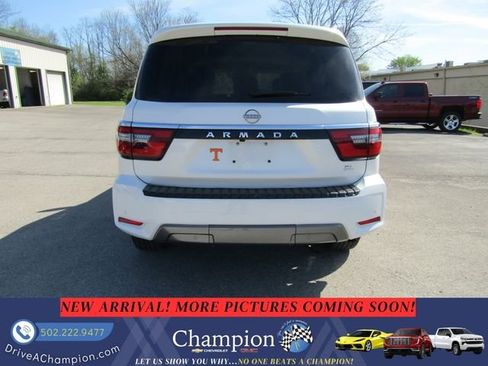 Used 2022 Nissan Armada SL image 5
