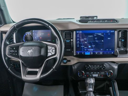 Used 2022 Ford Bronco Wildtrak AWD/4WD image 18