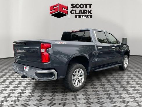 Used 2022 Chevrolet Silverado 1500 LTZ w/ LTZ Premium Package AWD/4WD image 6