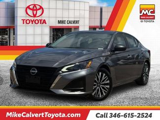 Used 2025 Nissan Altima 2.5 SV FWD video 1