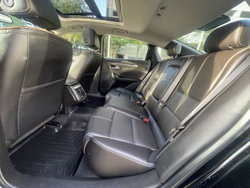 Used 2019 Chevrolet Impala Premier w/ Premier Confidence Package FWD image 7