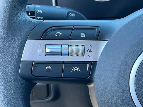 New 2026 Hyundai Tucson SE image 13