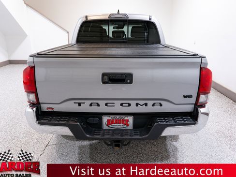 Used 2019 Toyota Tacoma TRD Off-Road image 4