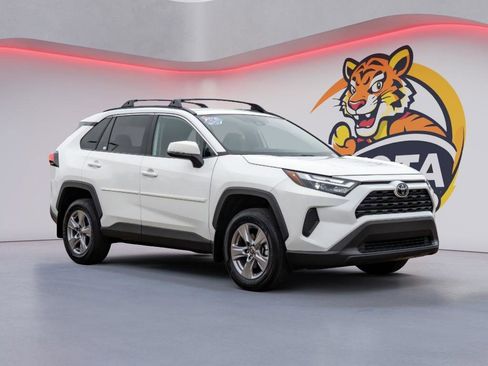 Certified 2025 Toyota RAV4 XLE image 3