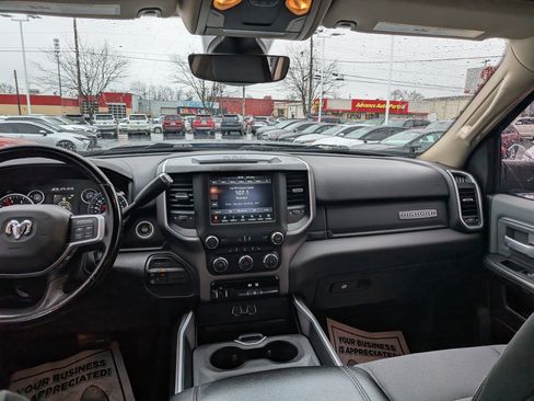 Used 2020 RAM 2500 Big Horn w/ Level 1 Equipment Group image 15