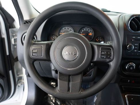Used 2014 Jeep Patriot Sport w/ Power Value Group FWD image 15