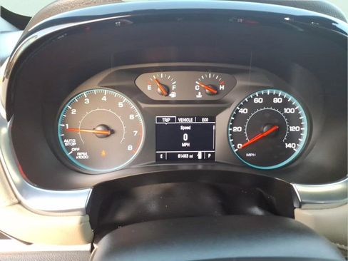 Used 2022 Chevrolet Traverse LS FWD image 22