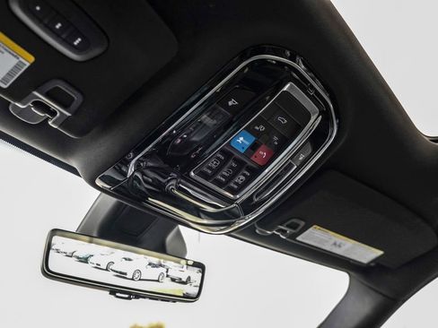 Used 2021 Jeep Grand Cherokee L Overland w/ Luxury Tech Group IV image 22