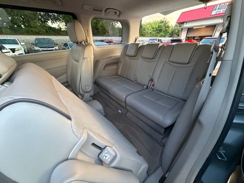 Used 2011 Nissan Quest SL FWD image 12