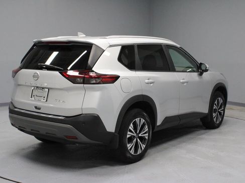 Certified 2023 Nissan Rogue SV w/ SV Premium B Package AWD/4WD image 10