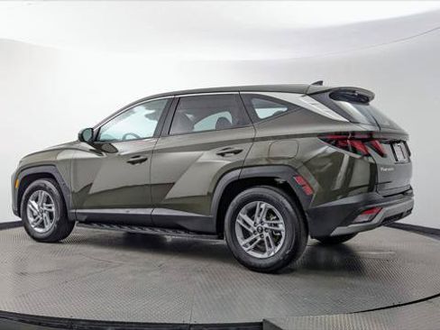 Used 2025 Hyundai Tucson SE FWD image 6