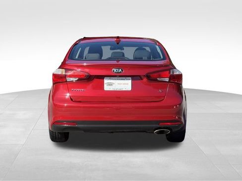 Used 2018 Kia Forte S image 4