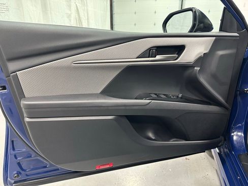 Used 2025 Toyota Camry SE image 8