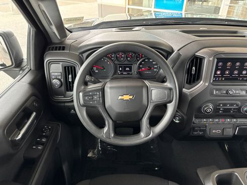 Used 2023 Chevrolet Silverado 1500 Custom image 10