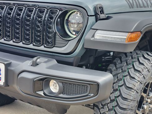 New 2026 Jeep Wrangler Willys AWD/4WD image 9