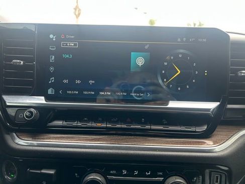 Used 2023 Chevrolet Silverado 1500 LT Trail Boss w/ Protection Package image 9