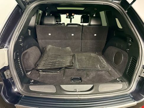 Used 2015 Jeep Grand Cherokee Overland w/ Advanced Technology Group image 47