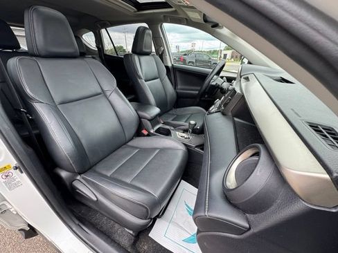 Used 2015 Toyota RAV4 Limited w/ Technology Package AWD/4WD image 11