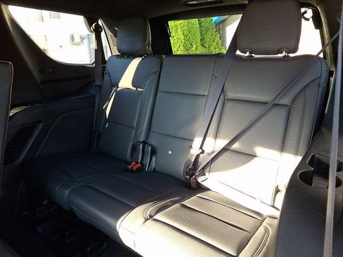 Used 2024 Chevrolet Tahoe LT AWD/4WD image 11