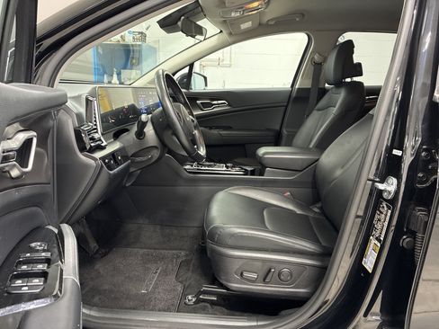 Certified 2023 Kia Sportage EX AWD/4WD image 12