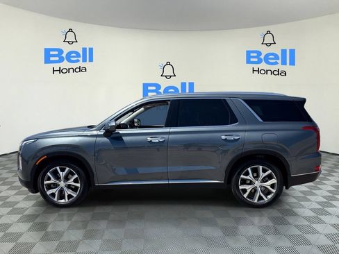Used 2022 Hyundai Palisade SEL w/ Premium Package FWD image 2