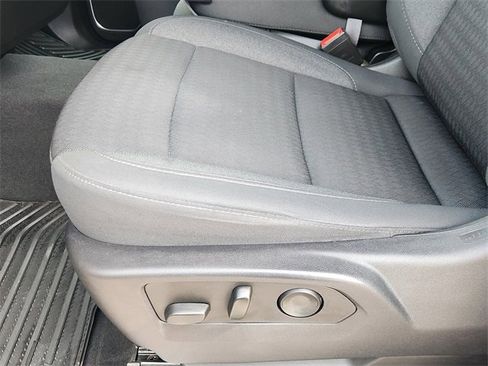 Used 2022 Chevrolet Silverado 1500 LT image 23