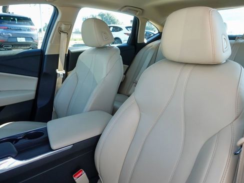 Used 2023 Acura TLX image 24