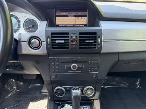 Used 2012 Mercedes-Benz GLK 350 4MATIC image 13