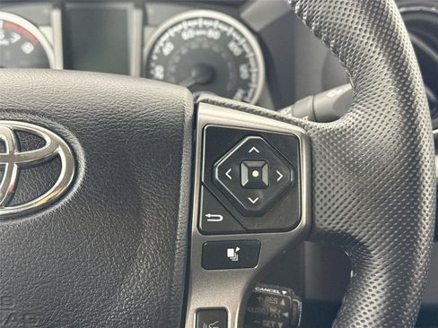 Certified 2022 Toyota Tacoma SR5 w/ Technology Package image 17