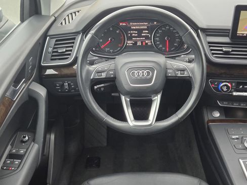 Used 2019 Audi Q5 2.0T Premium image 11